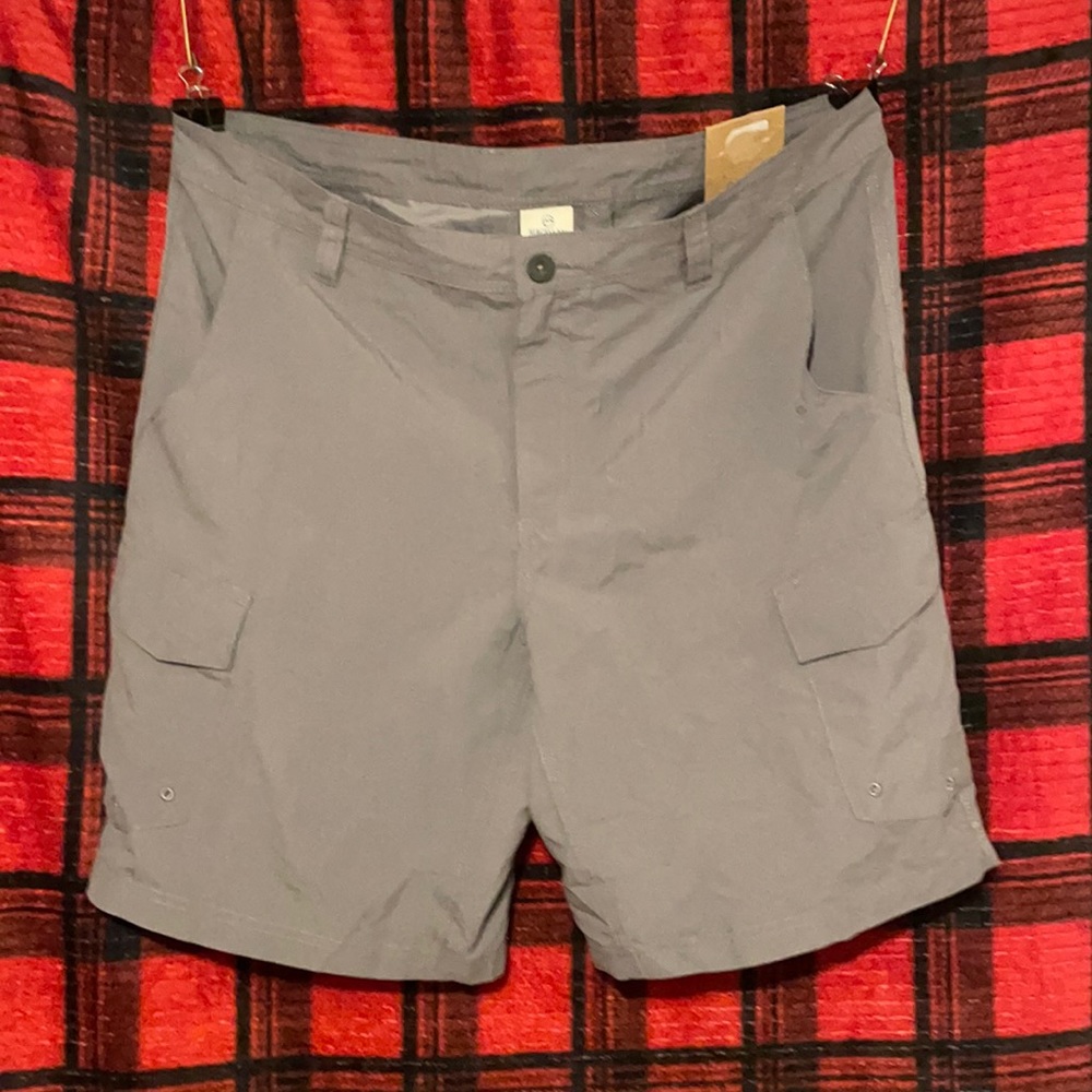 Magellan fishing shorts size 34